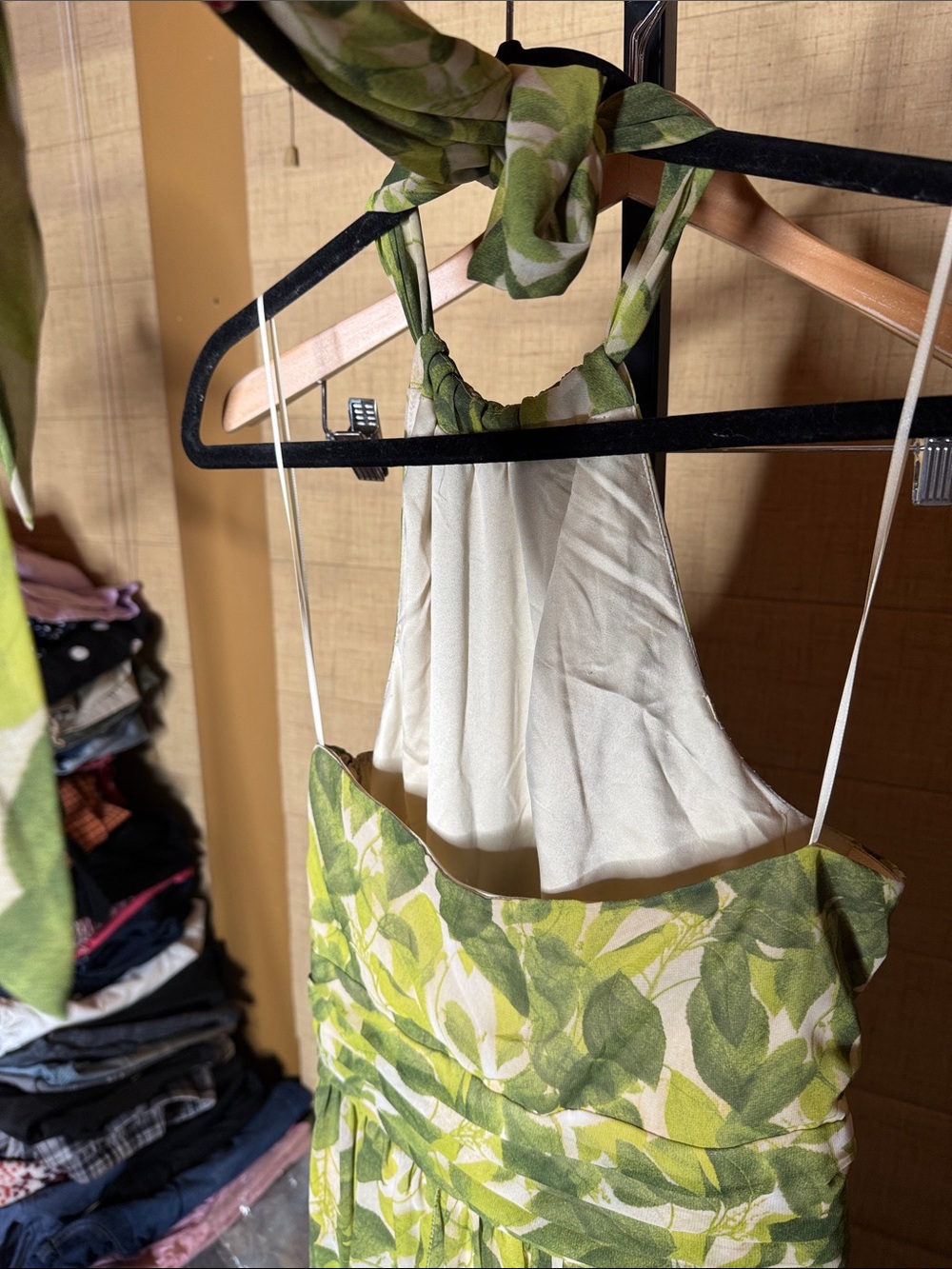 Vince Camuto Green Leaf Halter Midi Dress - Picture 7 of 9